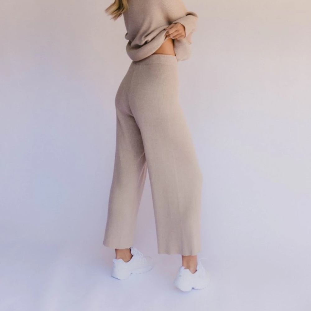 Lullaby Club Alex knit pants in Sand